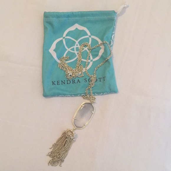 Kendra Scott Jewelry - Grey stone Kendra Scott drop necklace